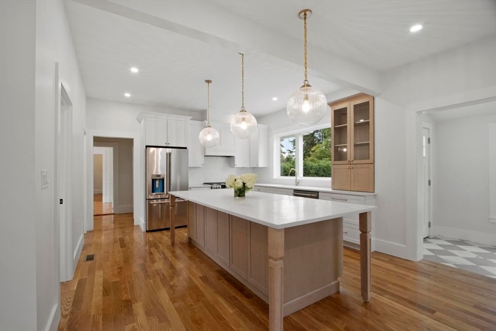45 Third Street North Andover — Photo 4 of 42