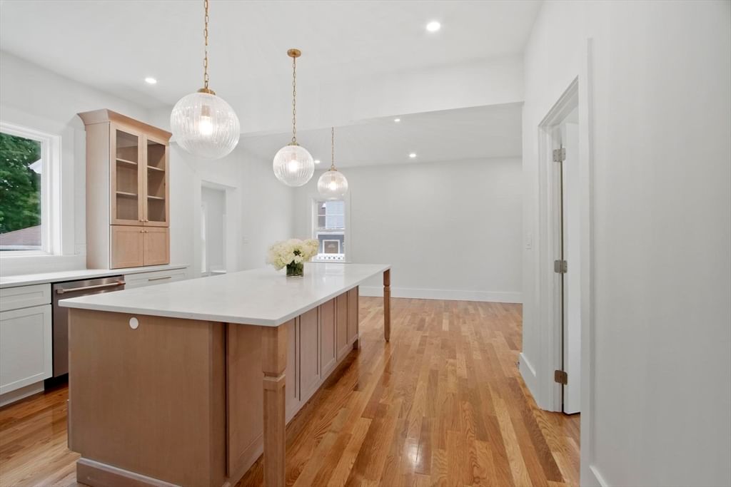 45 Third Street North Andover — Photo 5 of 42