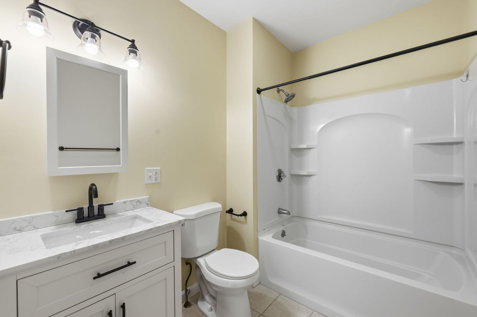 941 Lakeview Ave Lowell — Photo 14 of 39