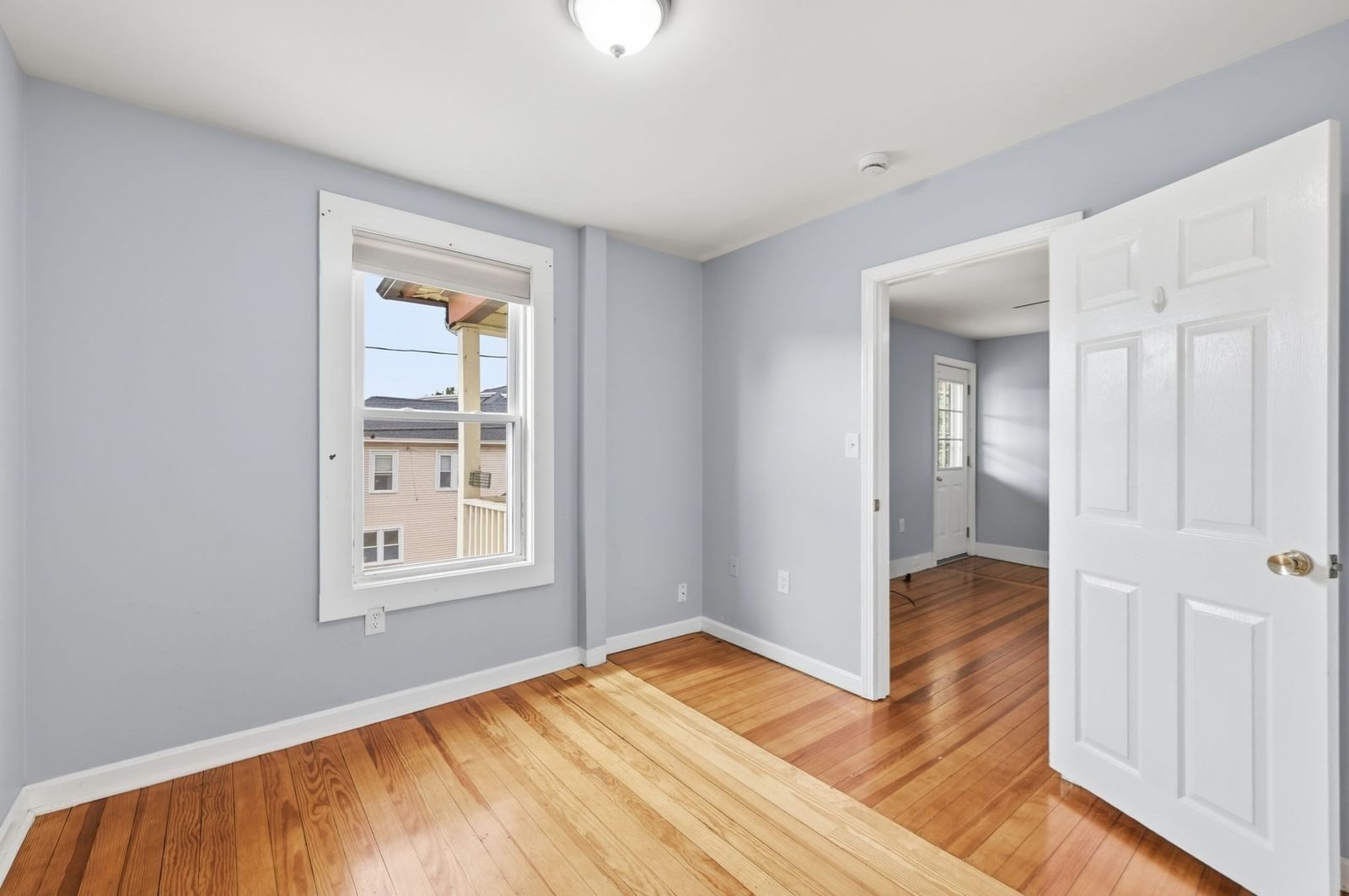 941 Lakeview Ave Lowell — Photo 27 of 39