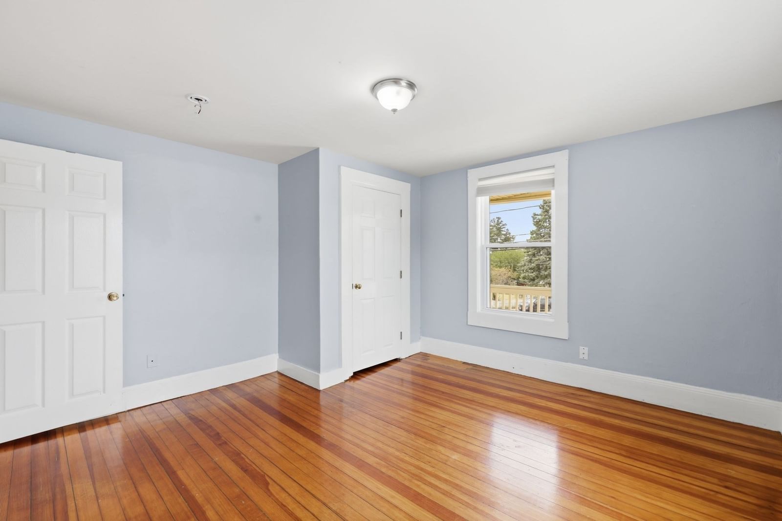 941 Lakeview Ave Lowell — Photo 28 of 39