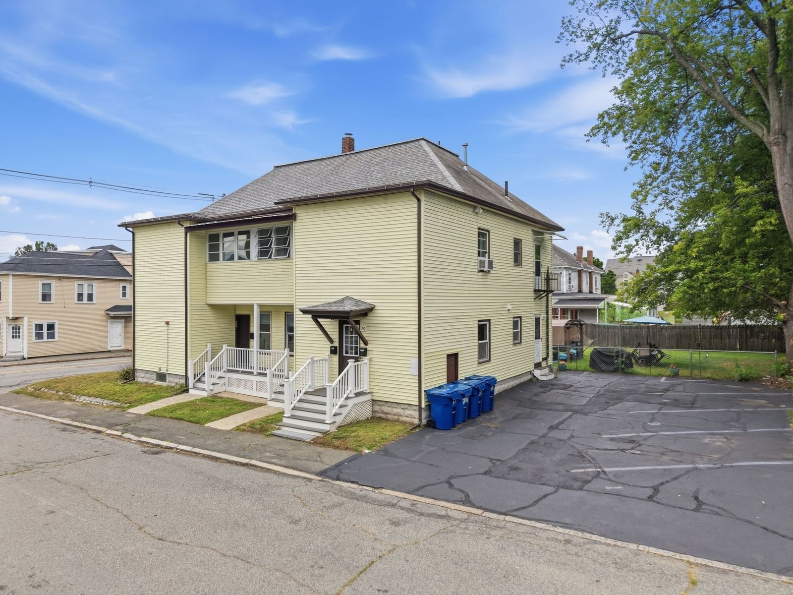 941 Lakeview Ave Lowell — Photo 33 of 39
