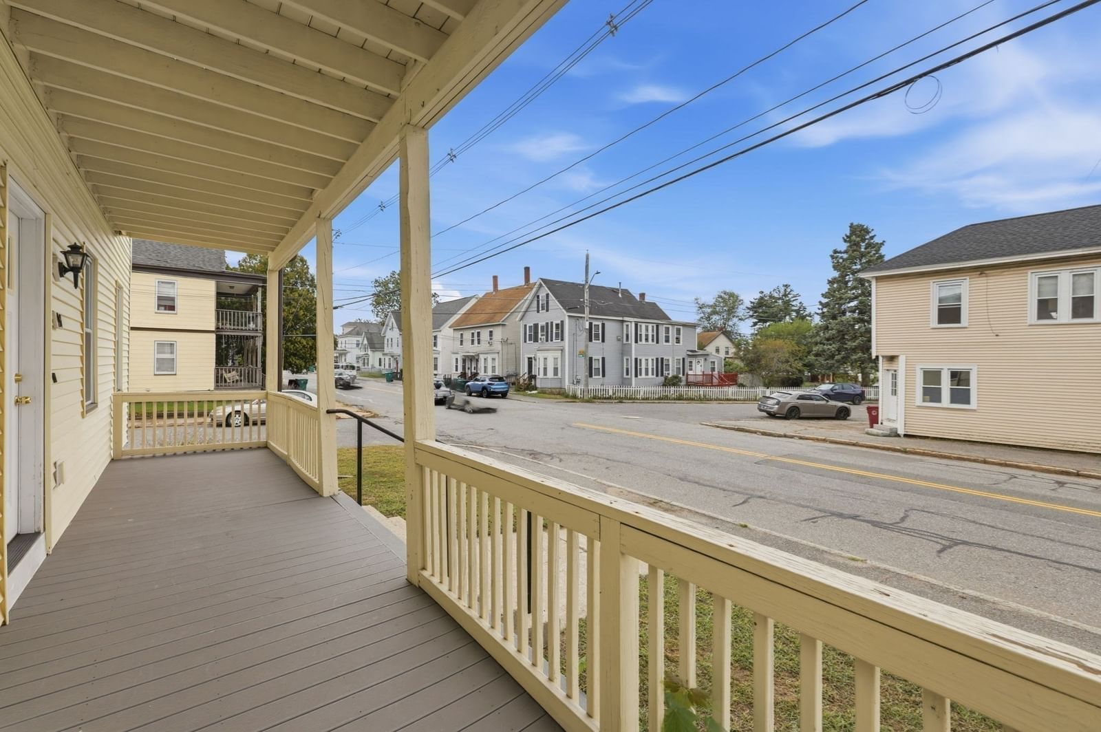 941 Lakeview Ave Lowell — Photo 8 of 39
