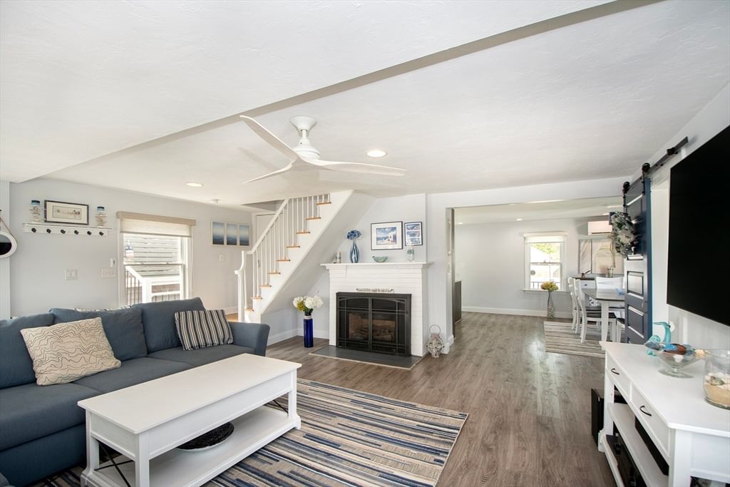 2 Wampatuck Way Scituate — Photo 8 of 36