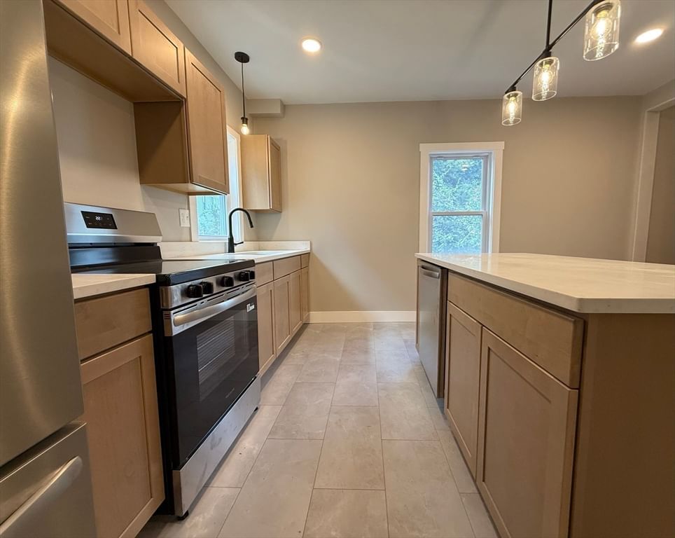 145 Chace Fall River — Photo 3 of 27