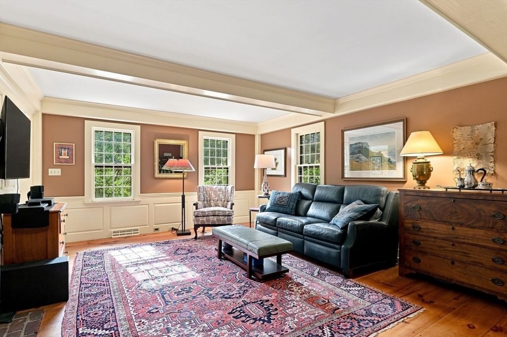 6 Brittany Lane Easthampton — Photo 16 of 42