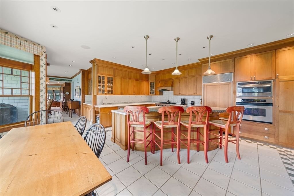 4 Sherburne Way, Wareham, MA 02571 photo 2