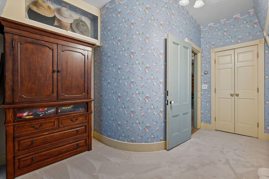 351 Plymouth Street Middleboro — Photo 26 of 42
