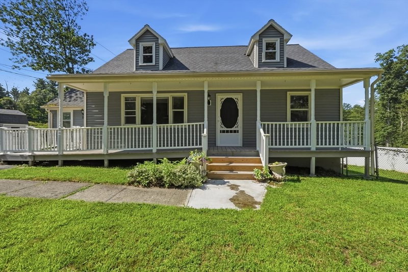 2324 Main St