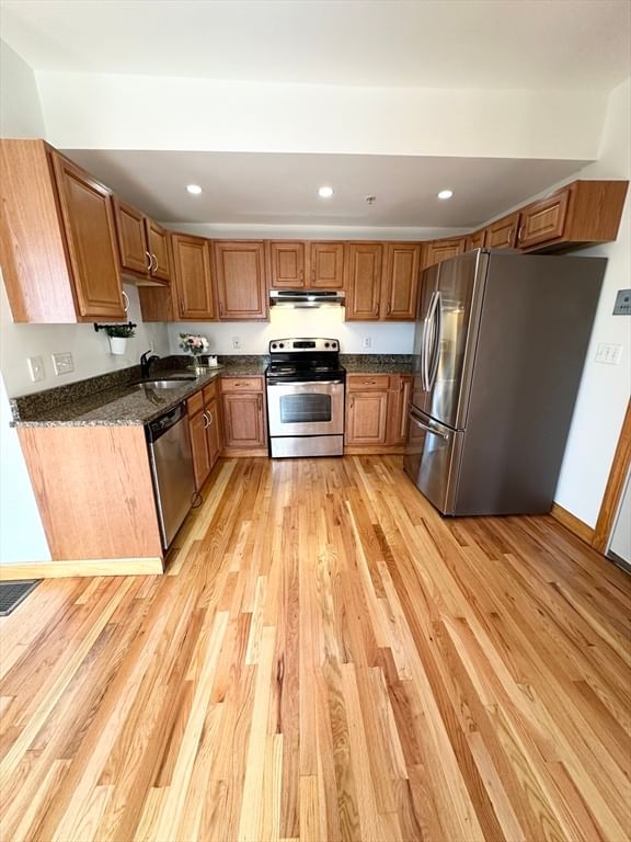 99 Pearl Ave #1 Revere — Photo 6 of 19