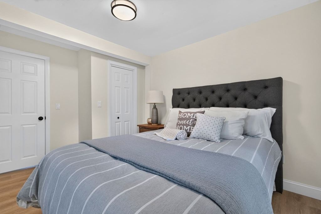 46 Lake Shore Dr Falmouth — Photo 11 of 27