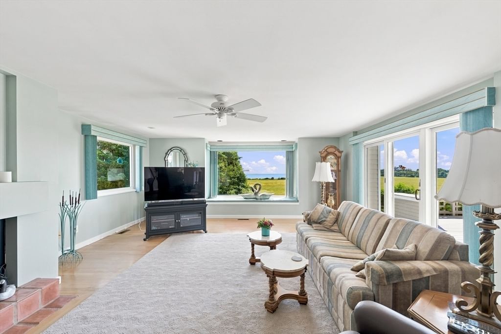 42 North Shore Drive #1 Dartmouth — Photo 9 of 38