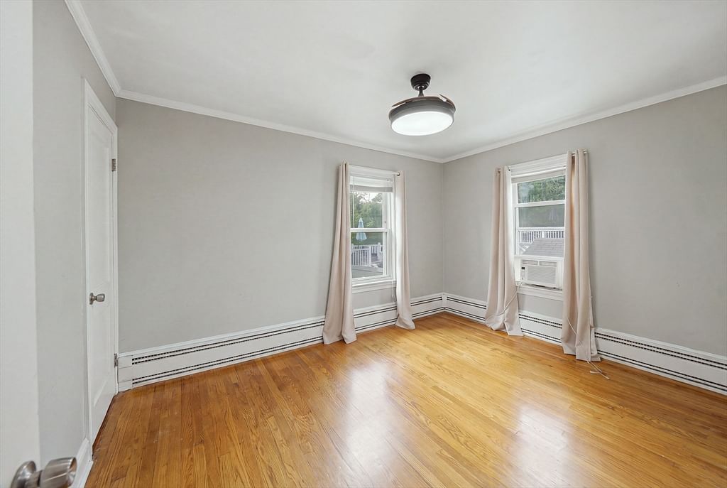 120 Leroy Ave Lawrence — Photo 12 of 29