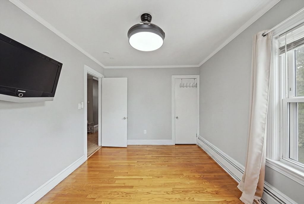 120 Leroy Ave Lawrence — Photo 13 of 29