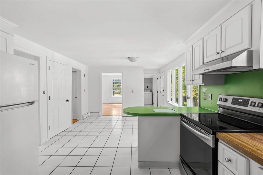 15 Harvard Drive Hingham — Photo 6 of 37