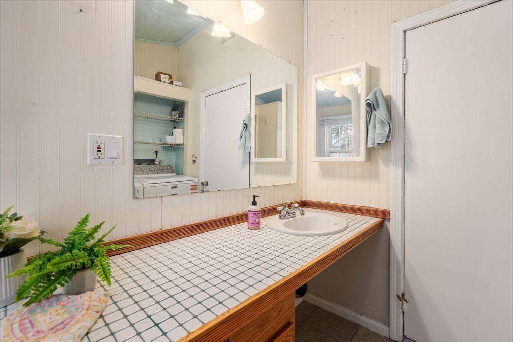 515 Lake Avenue Worcester — Photo 14 of 31