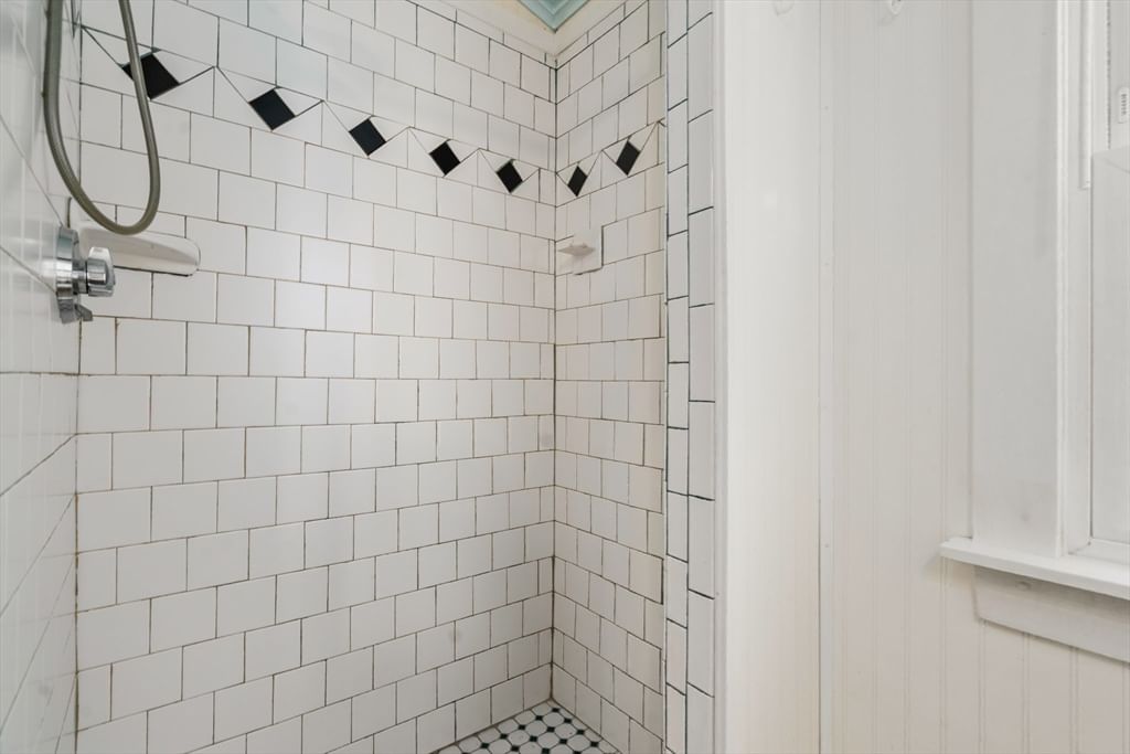 515 Lake Avenue Worcester — Photo 15 of 31