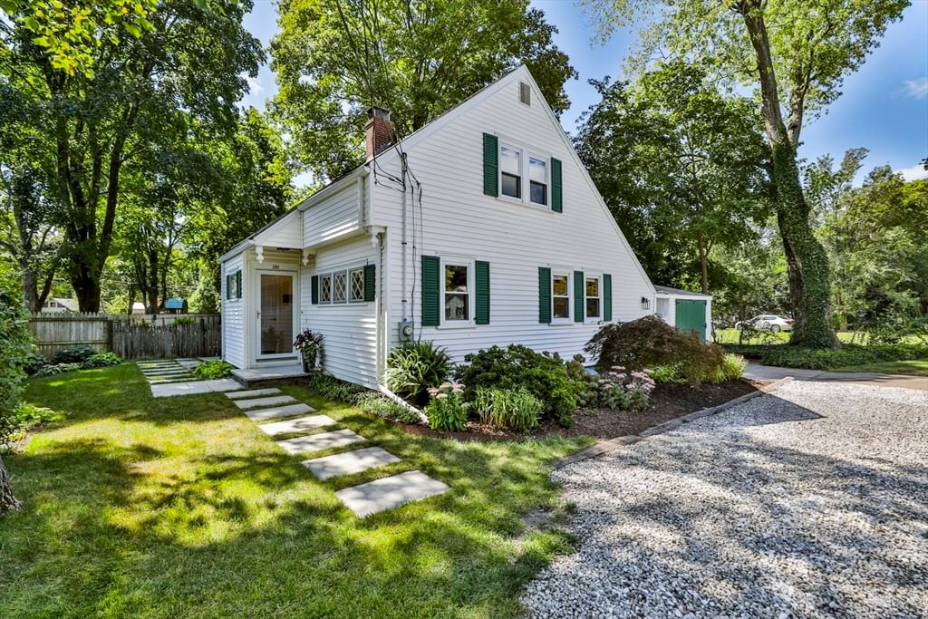 Property at 381 Willow St, Mansfield, MA 02048