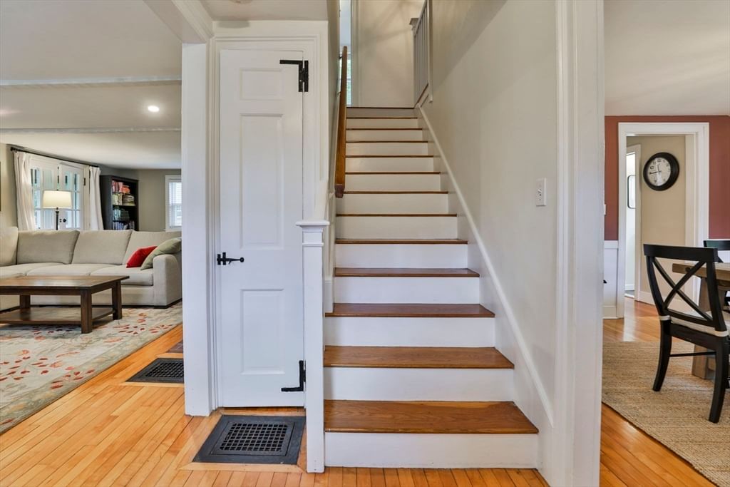 381 Willow St Mansfield — Photo 16 of 36
