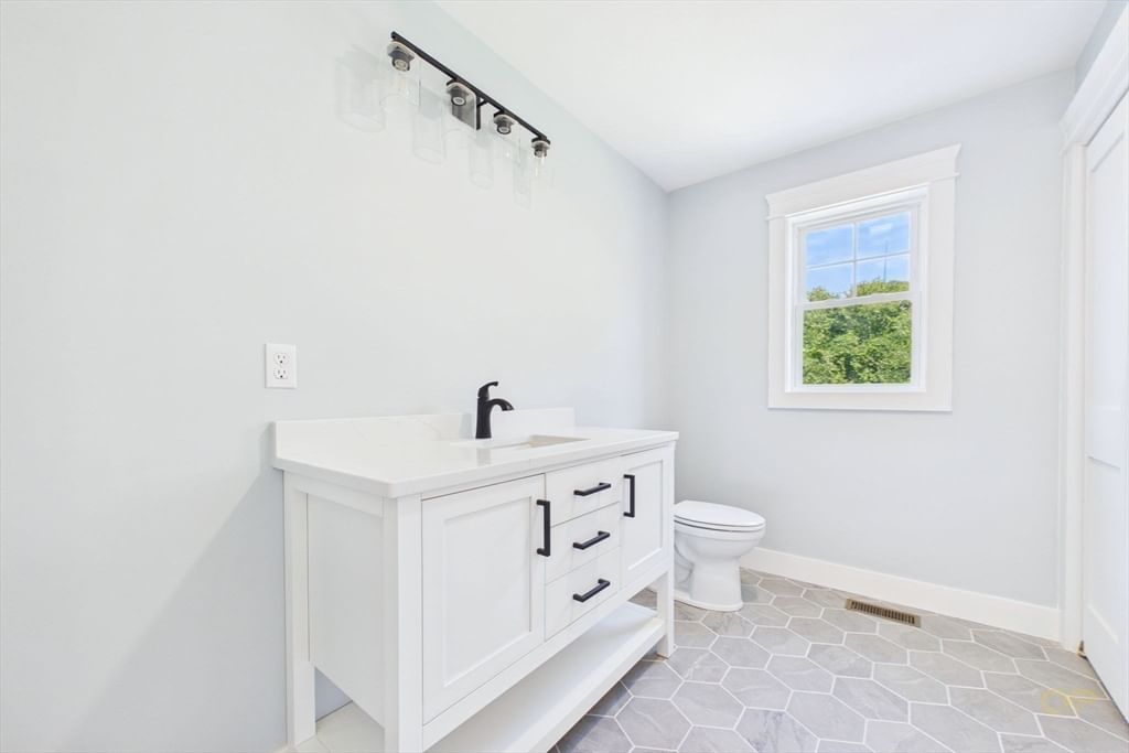 2 Wildberry Way, Westport, MA 02790 photo 3