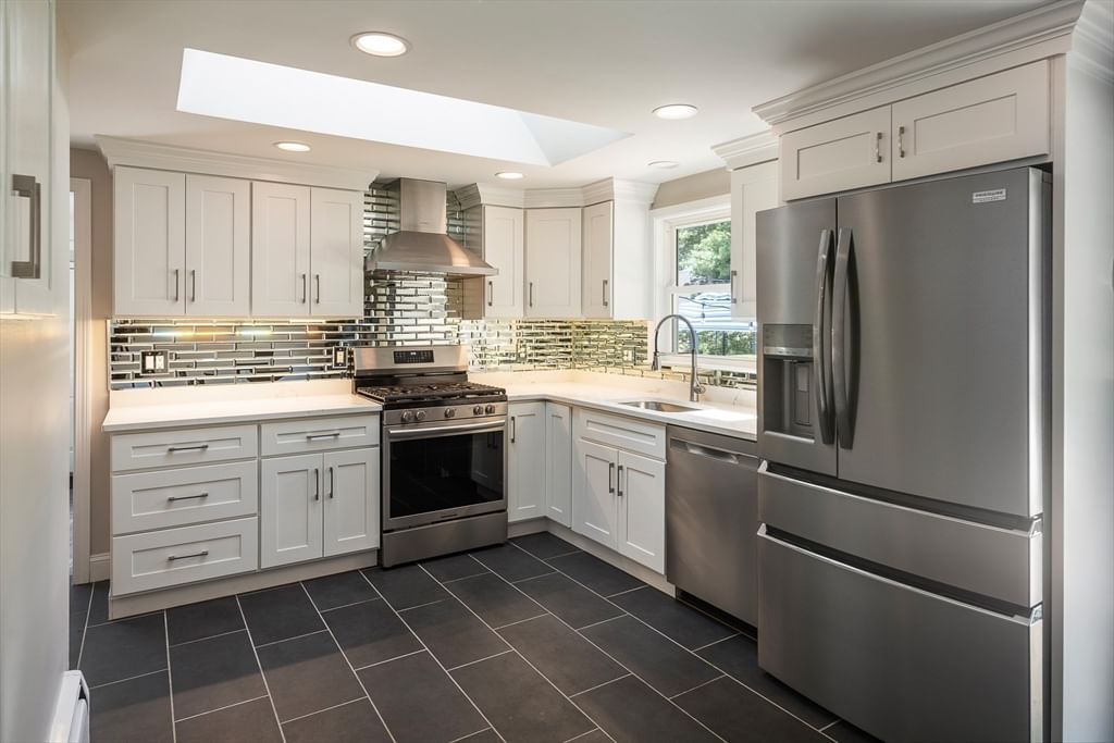64 Chestnut St Foxboro — Photo 6 of 29