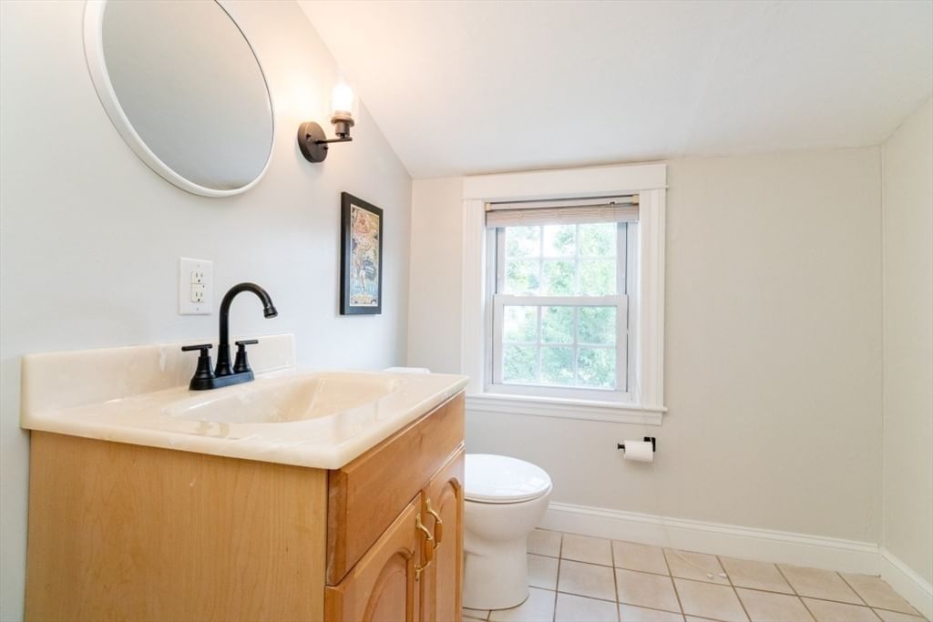 52 Chisholm Rd Weymouth — Photo 18 of 32