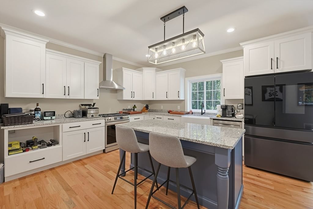 74 King Philip Rd Norton — Photo 10 of 38