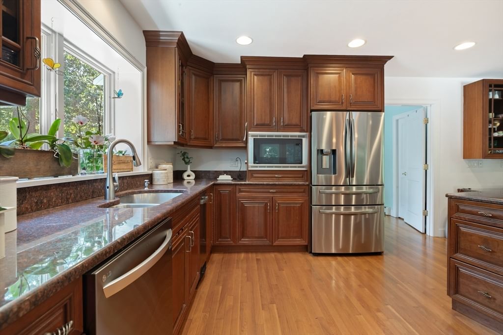 57 Mckenna Ridge Dr Falmouth — Photo 12 of 41