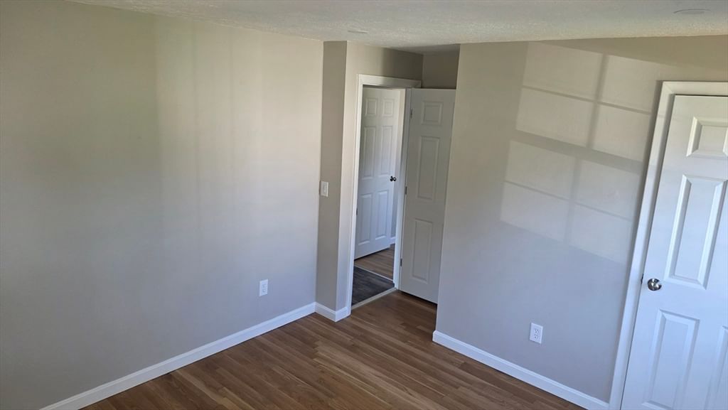 128 Evergreen Dr Swansea — Photo 30 of 35