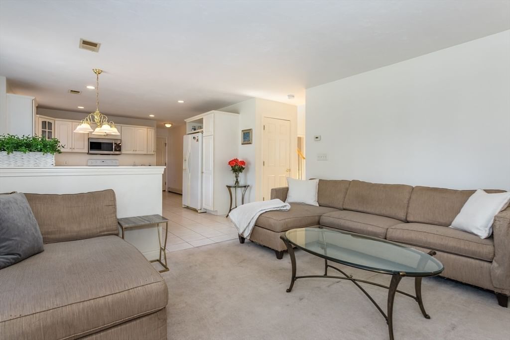 14 Orchard Ln Abington — Photo 14 of 35