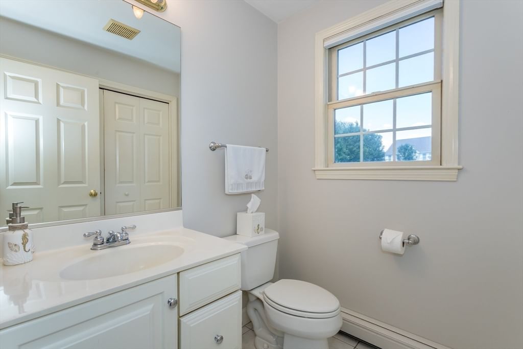 14 Orchard Ln Abington — Photo 28 of 35