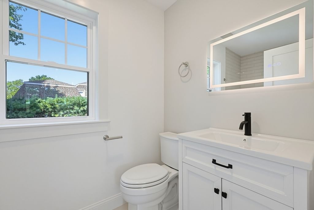 17 Kilburn Road Newton — Photo 19 of 26