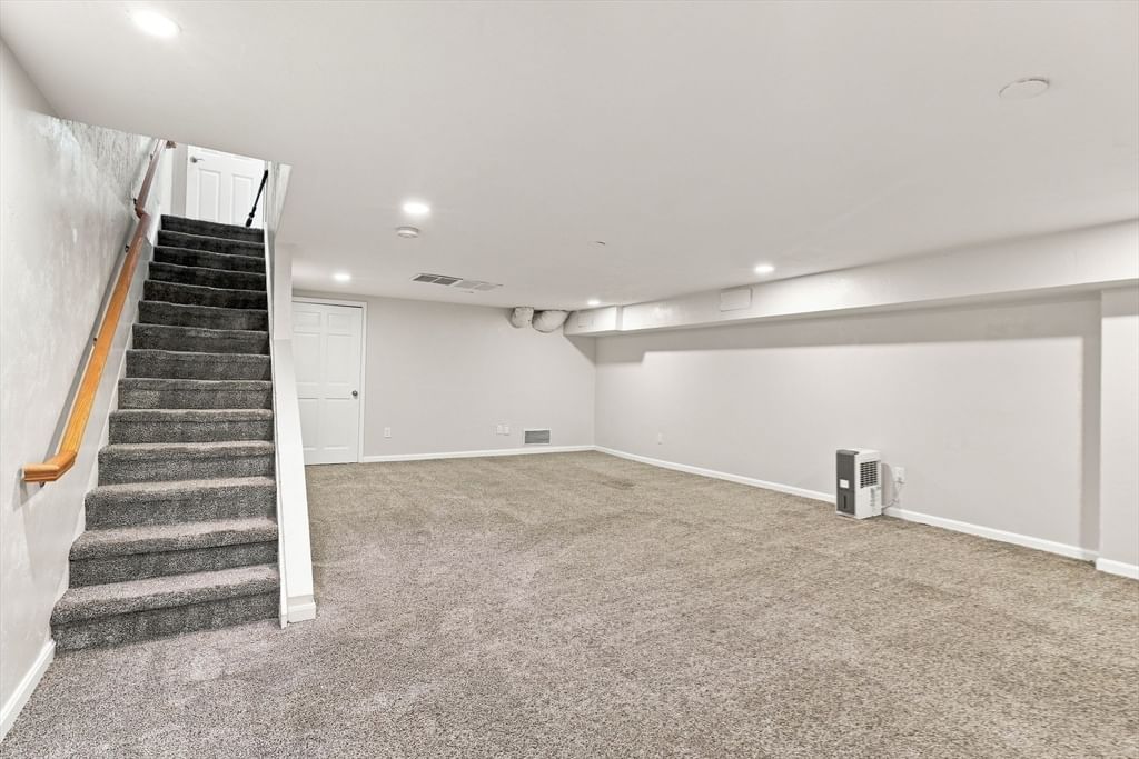 78 Pointe Rok Drive #78 Worcester — Photo 36 of 42