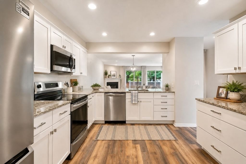 78 Pointe Rok Drive #78 Worcester — Photo 9 of 42
