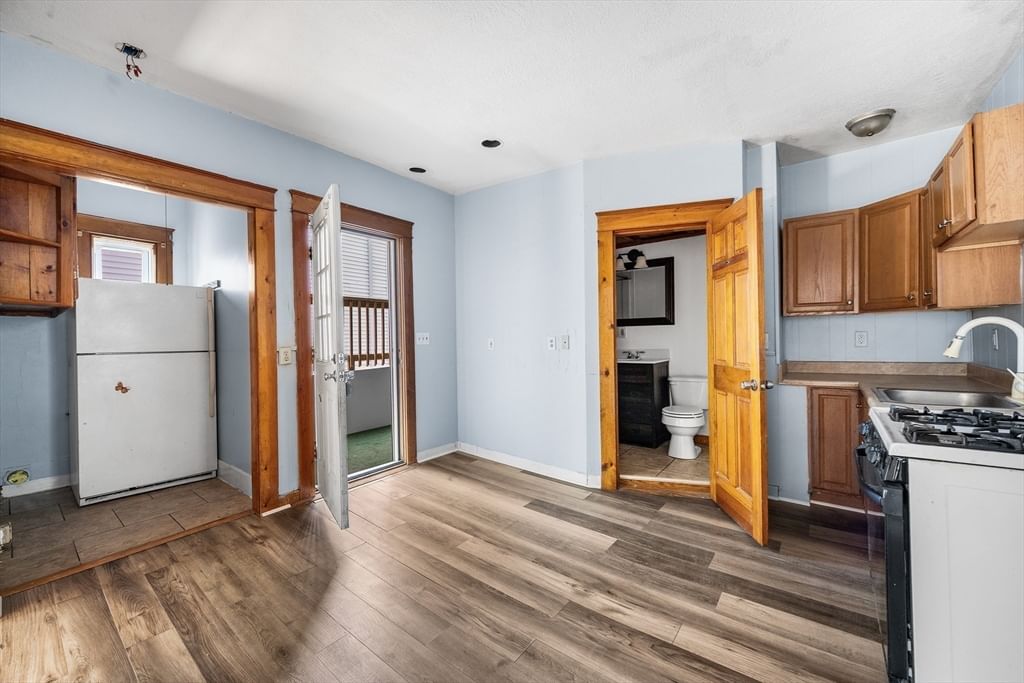 5 Freeland Ter Worcester — Photo 10 of 22