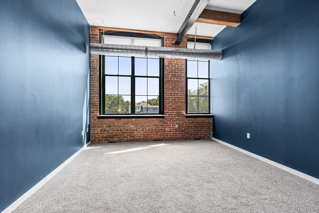 160 Fremont St #308 Worcester — Photo 10 of 28