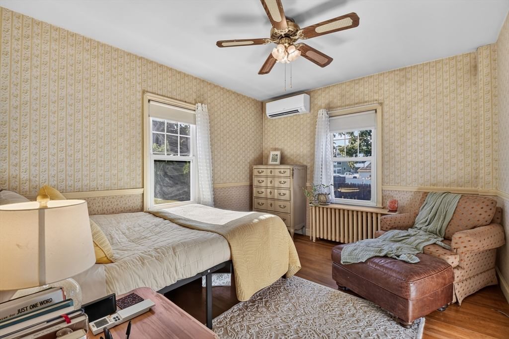 208 Woodland St Fitchburg — Photo 17 of 33