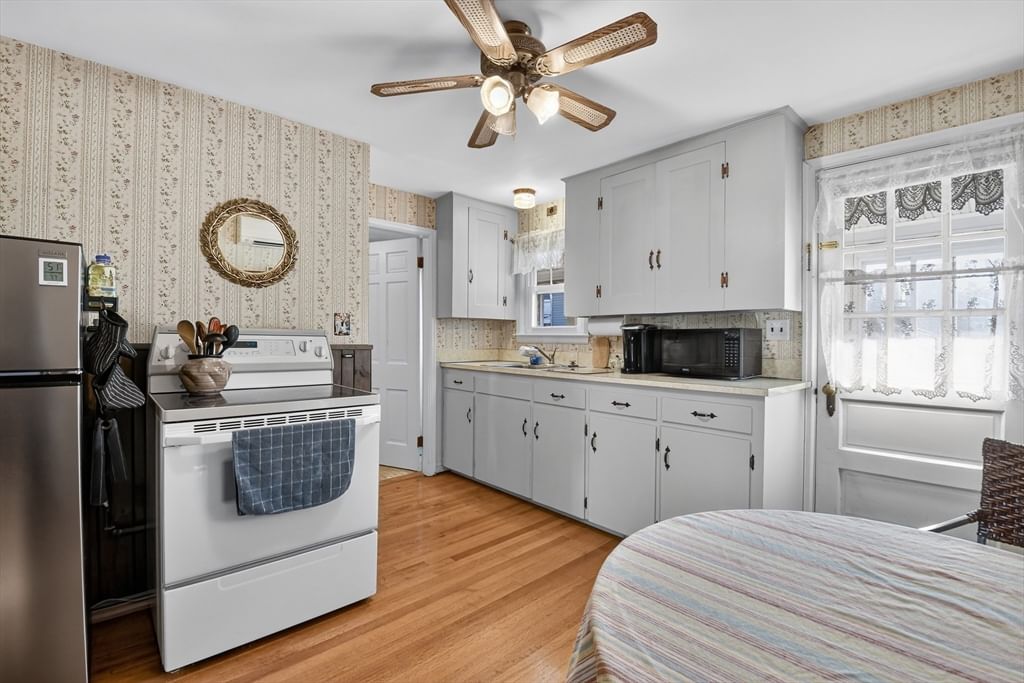 208 Woodland St Fitchburg — Photo 25 of 33
