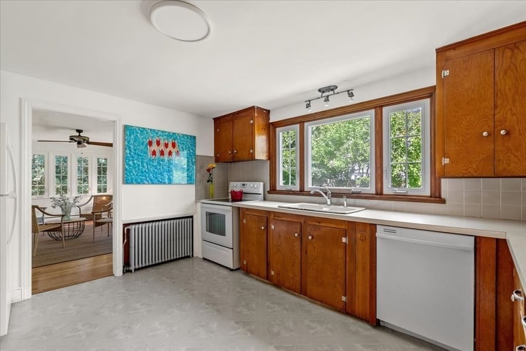 30 Irving Scituate — Photo 16 of 39