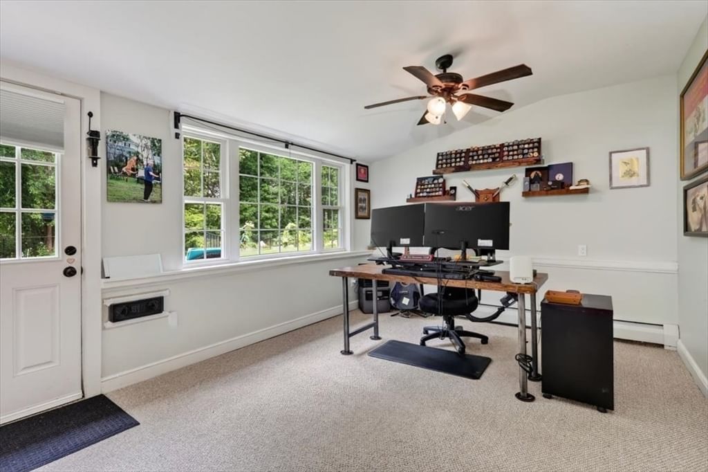 127 Taylor St Pembroke — Photo 11 of 31