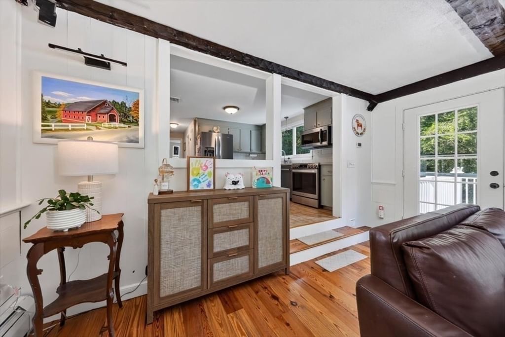 127 Taylor St Pembroke — Photo 14 of 31
