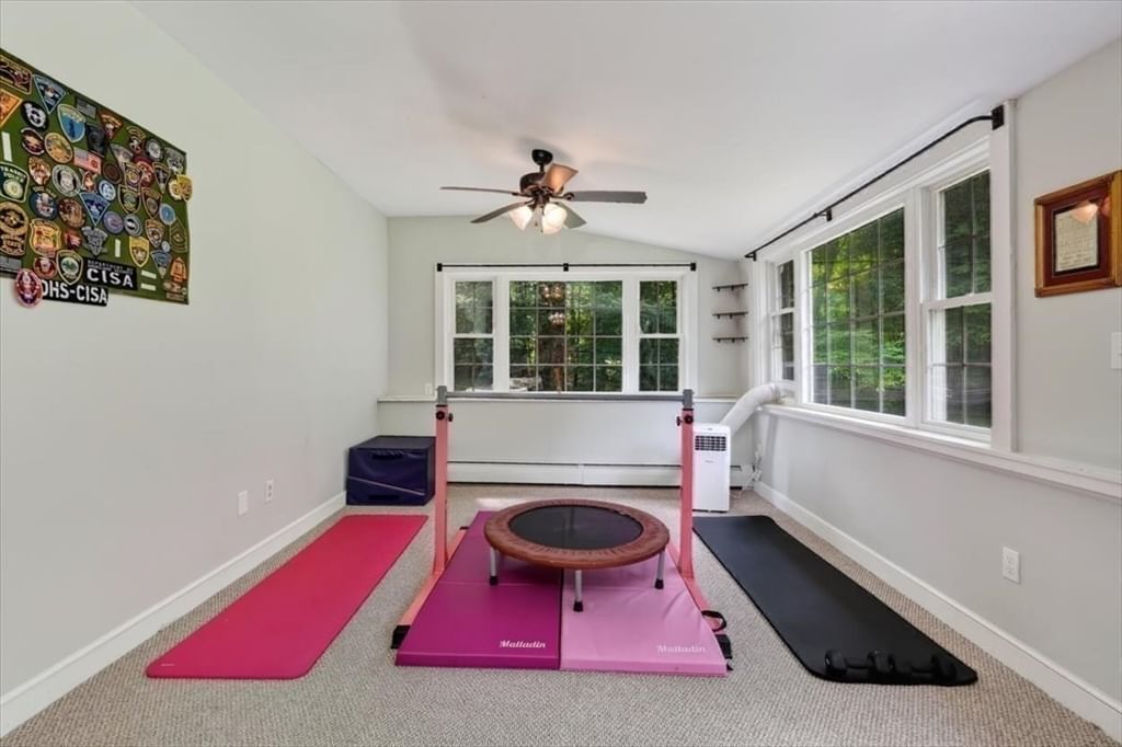 127 Taylor St Pembroke — Photo 29 of 31