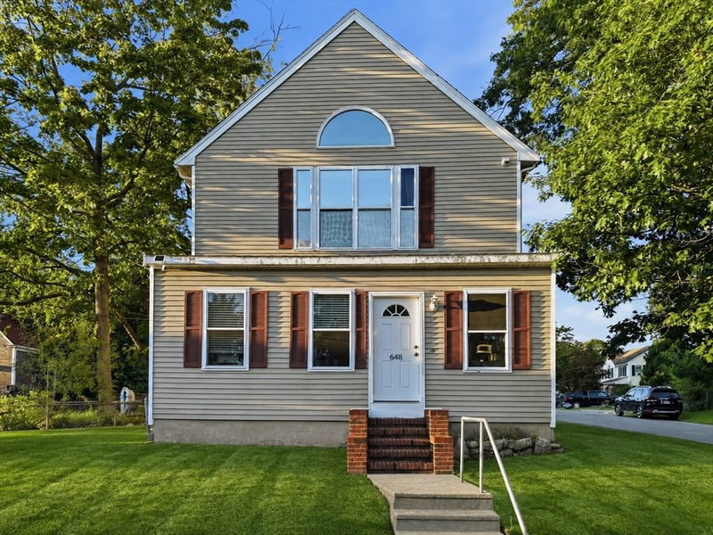 648 Merrimack Ave