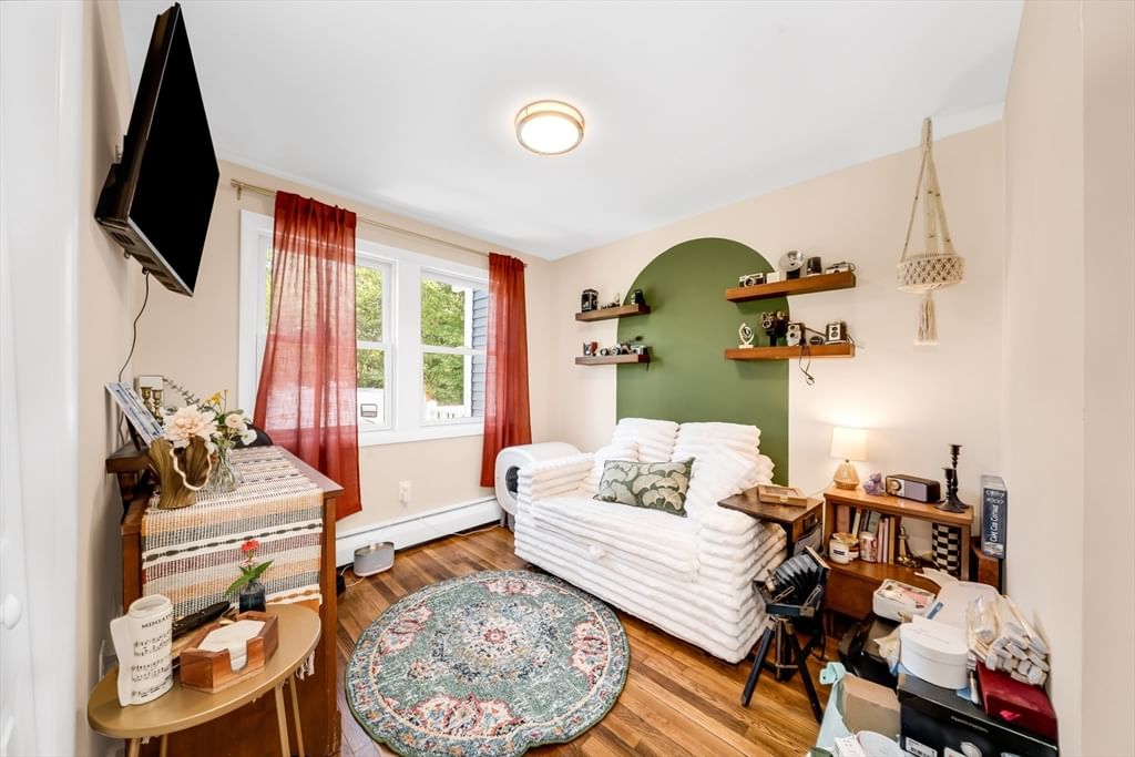 201 Old Burley St Danvers — Photo 11 of 17