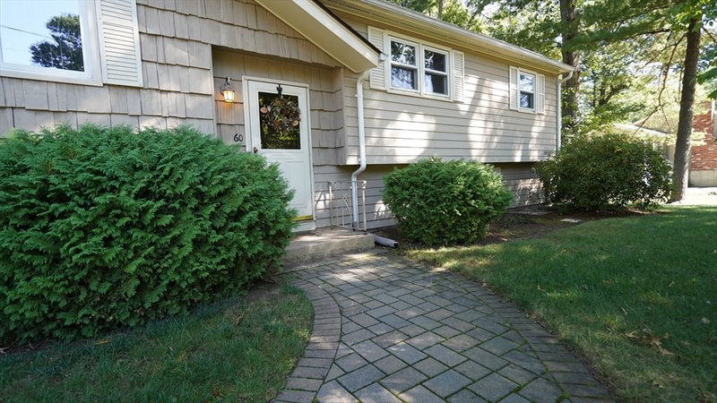 60 Old Farm Road