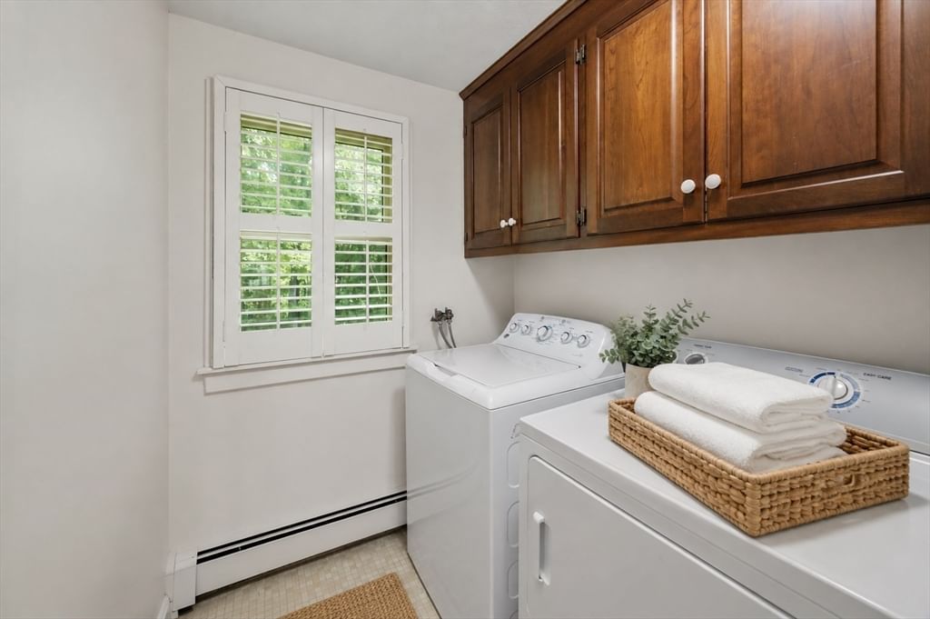 25 Clearwater Dr Westwood — Photo 17 of 40