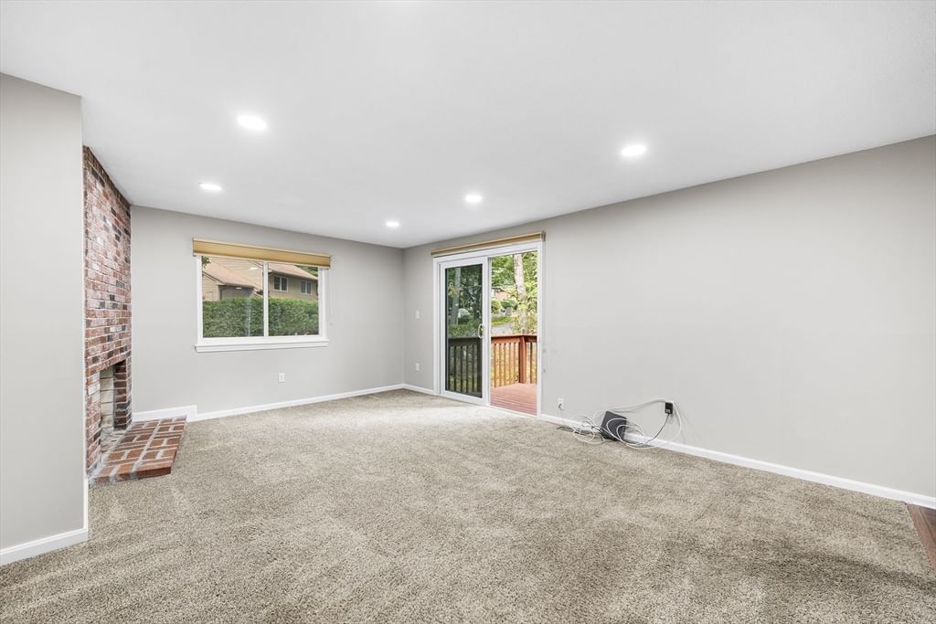 72 E Bluff Rd #72 Ashland — Photo 4 of 42
