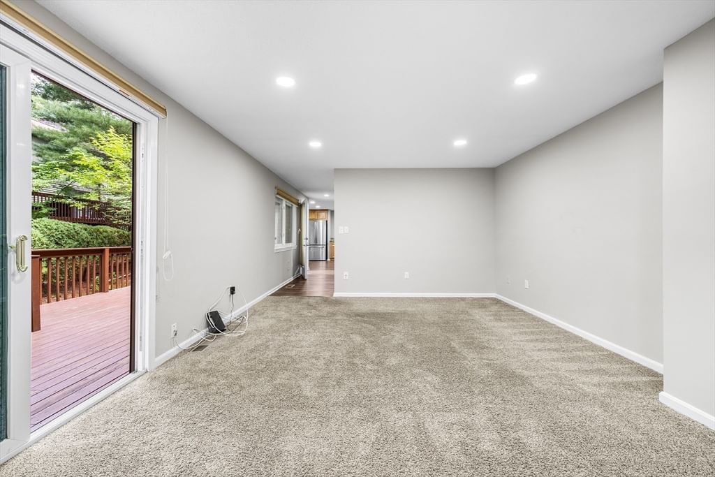 72 E Bluff Rd #72 Ashland — Photo 5 of 42