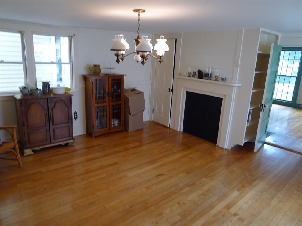 62 South St. Westborough — Photo 7 of 28