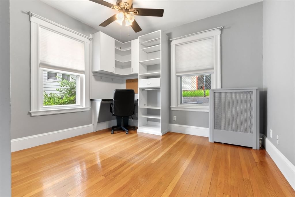 100 Leyden St Boston — Photo 7 of 20